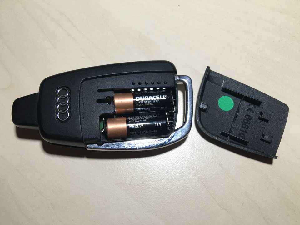 Замена батарейки в ключе бмв