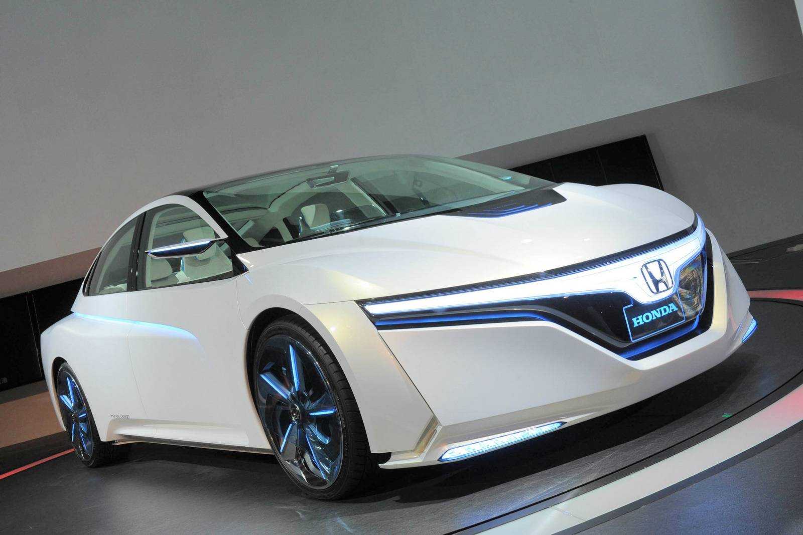 Какие машины гибриды. Honda AC X Concepts 2011. Хонда электромобиль гибрид. Электрокар гибрид Хонда. Honda Concept.