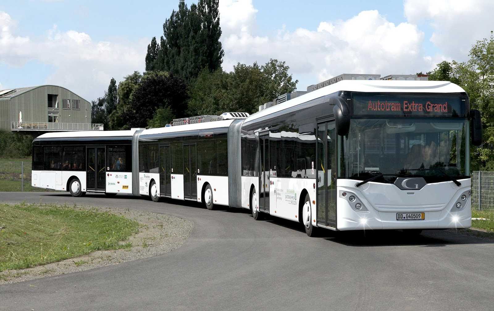 Автобус AUTOTRAM Extra Grand