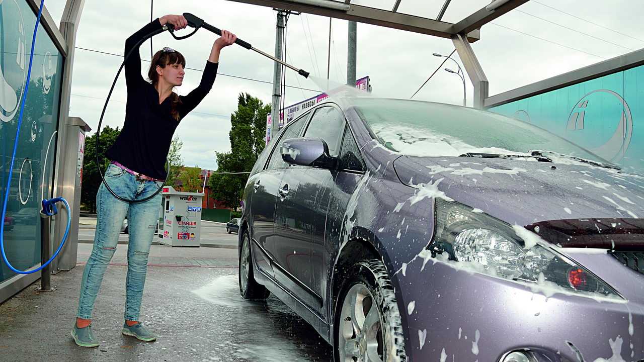 Как правильно мыть машину: подробная инструкция