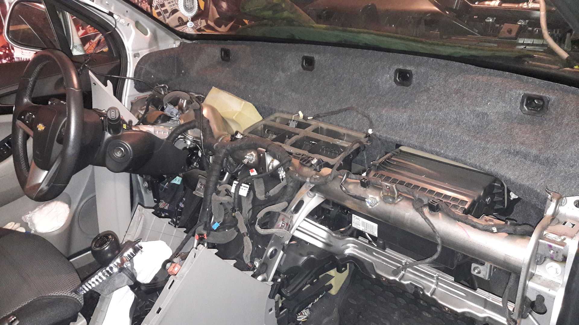 Устройство автомобиля: система подачи воздуха в салон автомобиля