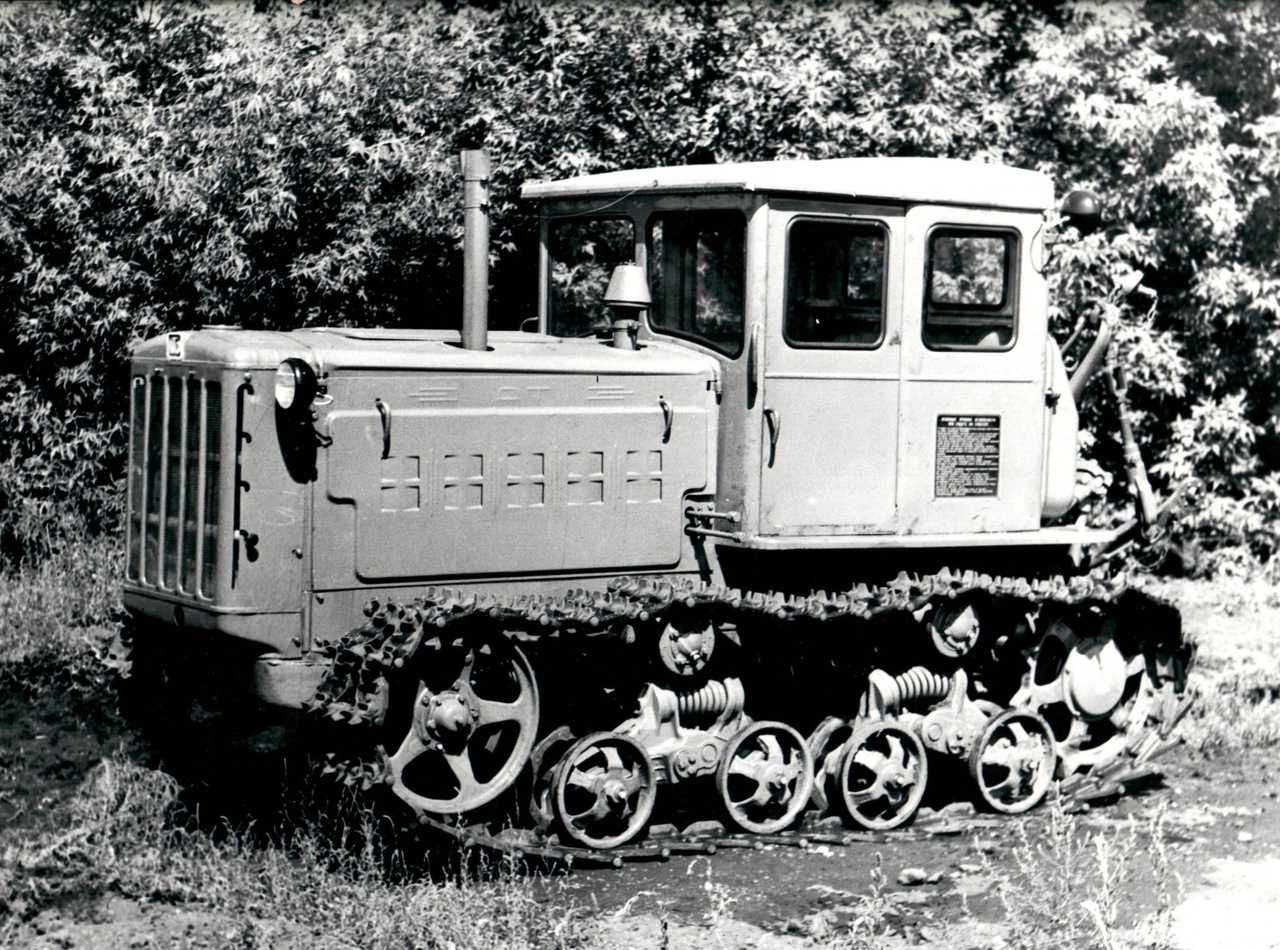 История создания первого трактора в мире с фото