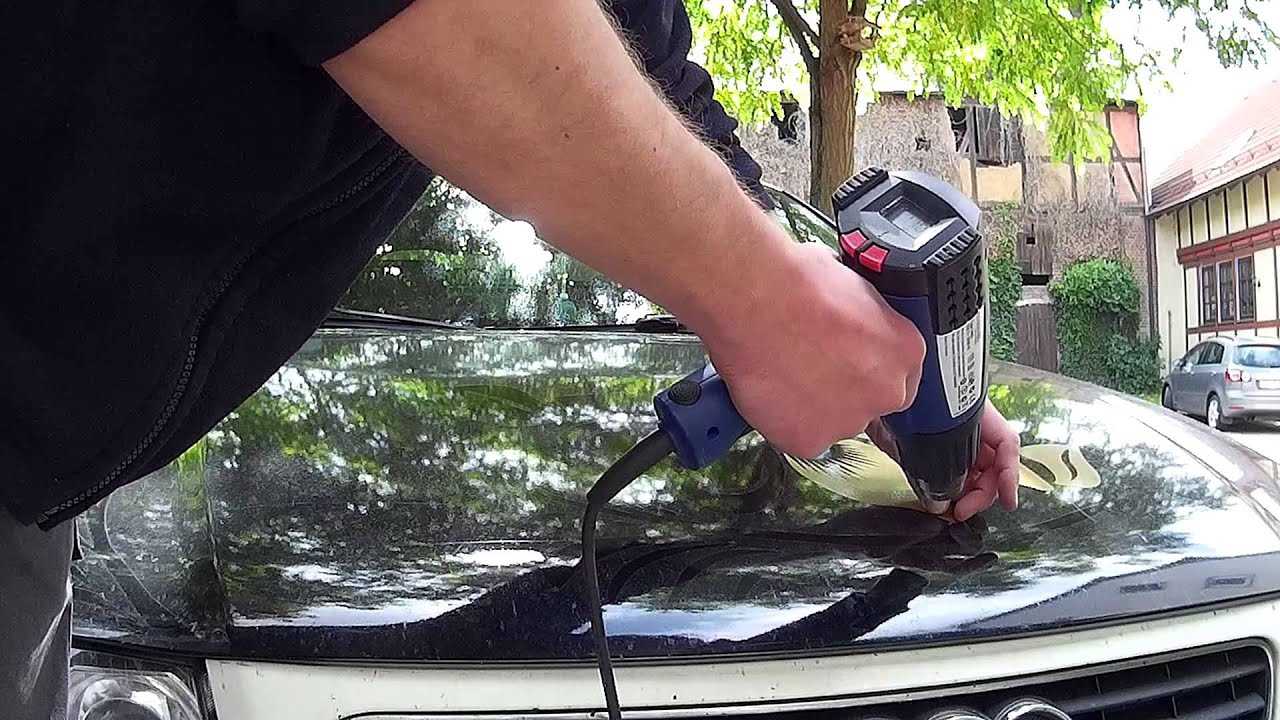 Как удалить наклейку и следы клея с автомобиля