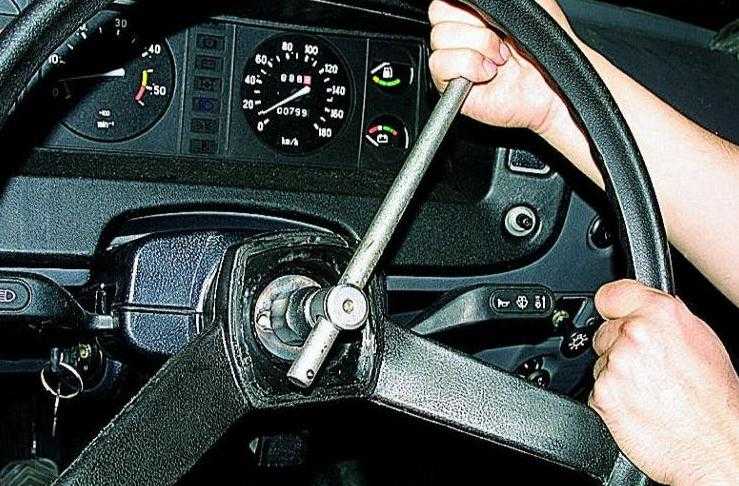 Как правильно держать руль автомобиля при вождении — carhack.ru