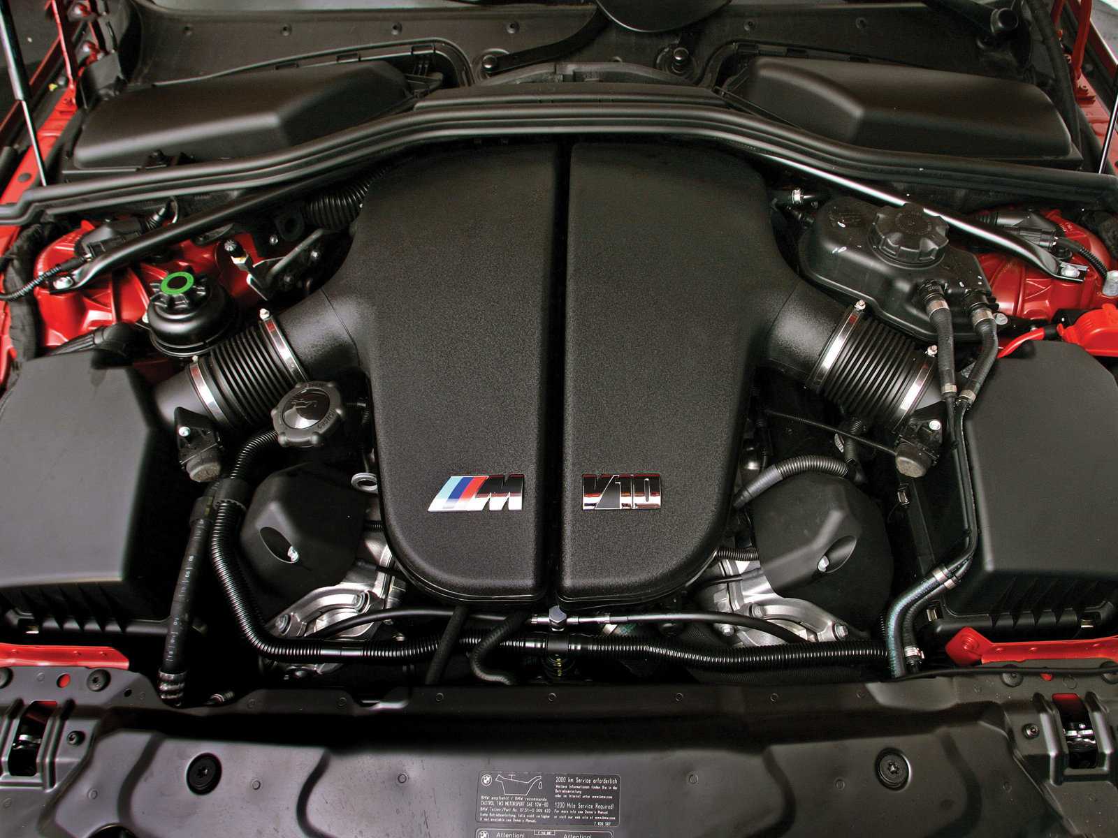 Kak v 10. BMW m5 e60 v10. BMW m5 e60 v10 мотор. V10 BMW m5 мотор. БМВ м5 е60 мотор v10.